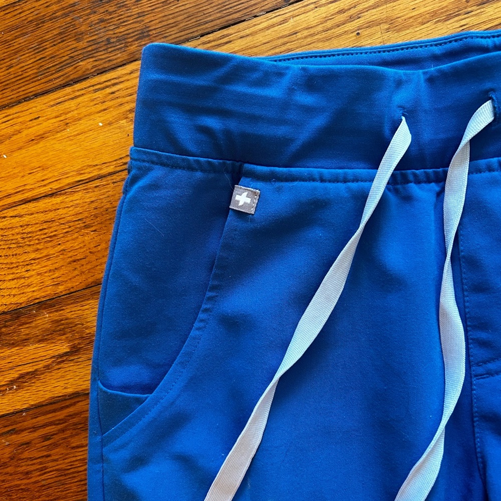 Figs Joggers - Picture 2 of 3